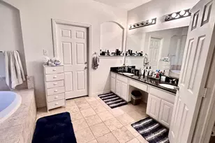 1237 Tioga Dr, Irving, TX 75063 - Photo 8