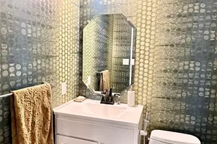 1237 Tioga Dr, Irving, TX 75063 - Photo 2