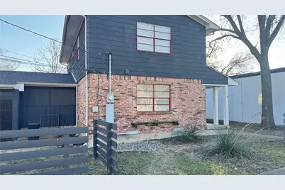 114 Wes Jespersen Way, Duncanville, TX 75116 - Photo 2