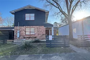 114 Wes Jespersen Way, Duncanville, TX 75116 - Photo 1