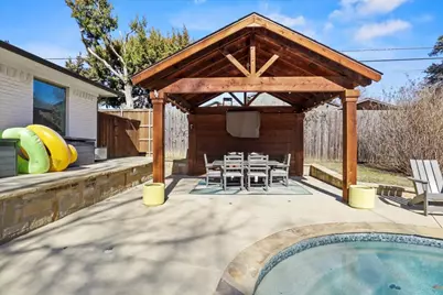 2040 Casa Loma Court, Grapevine, TX 76051 - Photo 24