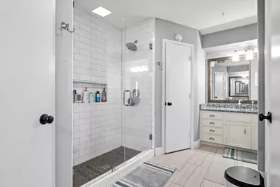 2040 Casa Loma Court, Grapevine, TX 76051 - Photo 14