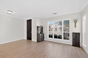 312 Chandan Wy, Irving, TX 75063 - Photo 8