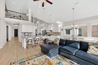 312 Chandan Way, Irving, TX 75063 - Photo 6