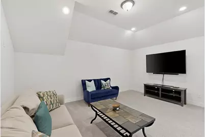 312 Chandan Way, Irving, TX 75063 - Photo 12