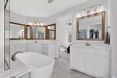 312 Chandan Way, Irving, TX 75063 - Photo 10