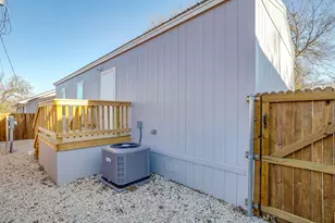 104 Red Oak St, Alvarado, TX 76009 - Photo 30