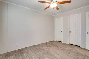 104 Red Oak St, Alvarado, TX 76009 - Photo 24