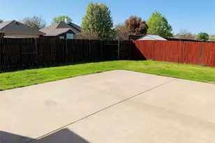 1804 Lake Texoma Cir, Allen, TX 75002 - Photo 24