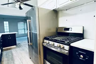 4720 South Dr W, Fort Worth, TX 76132 - Photo 10