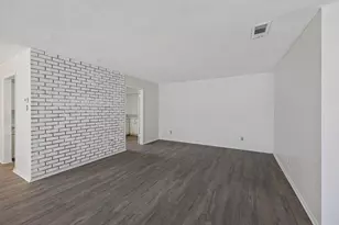 4720 South Dr W, Fort Worth, TX 76132 - Photo 12