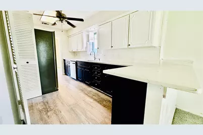 4720 South Drive W, Fort Worth, TX 76132 - Photo 6