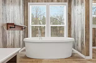 2114 Hickory St, Mabank, TX 75156 - Photo 12