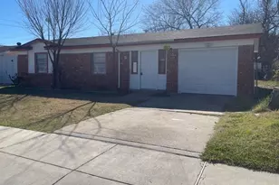 1838 Kent Dr, Arlington, TX 76010 - Photo 1