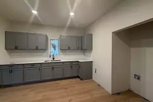 1413 South Fwy, Fort Worth, TX 76104 - Photo 2