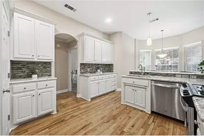 2608 Flameleaf Drive, Grapevine, TX 76051 - Photo 14