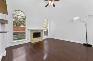 434 Moonlight Way, Irving, TX 75063 - Photo 8