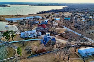 202 Storey Rd, Nocona, TX 76255 - Photo 20