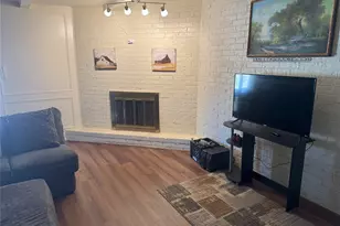 408 E Mulberry St, Leonard, TX 75452 - Photo 6