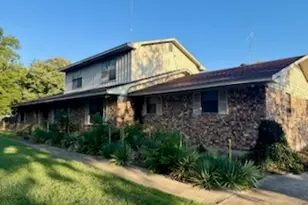 408 E Mulberry St, Leonard, TX 75452 - Photo 34