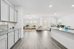 9721 Tinsley St, Aubrey, TX 76227 - Photo 8