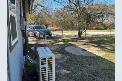 2612 S Oak Trail, Granbury, TX 76048 - Photo 22