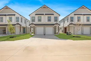 1319 W Main St, Gun Barrel City, TX 75156 - Photo 4