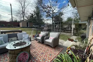1210 Carroll Dr, Garland, TX 75041 - Photo 12