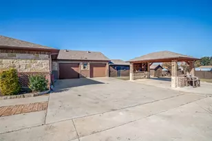 308 Sheri Ln, Roanoke, TX 76262 - Photo 22