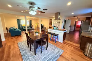 7013 Meadowbrook Dr, Fort Worth, TX 76112 - Photo 10
