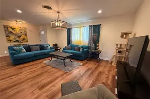 7013 Meadowbrook Dr, Fort Worth, TX 76112 - Photo 6