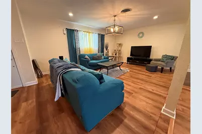 7013 Meadowbrook Drive, Fort Worth, TX 76112 - Photo 8