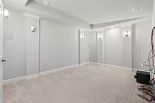 568 Courtyard Ln, Irving, TX 75039 - Photo 14