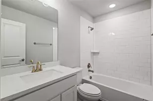 568 Courtyard Ln, Irving, TX 75039 - Photo 16