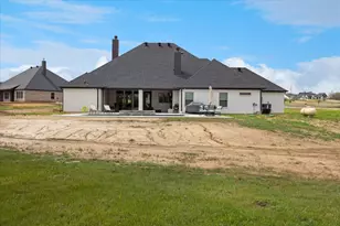 2028 Carrie Ct, Weatherford, TX 76088 - Photo 40