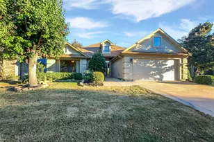 11308 Southerland Dr, Denton, TX 76207 - Photo 2