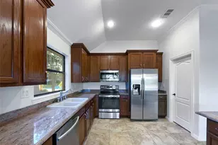 11308 Southerland Dr, Denton, TX 76207 - Photo 4