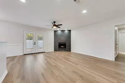 4117 Spokane Street, Irving, TX 75062 - Photo 8