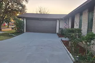 326 E Ferndale Ln, Grand Prairie, TX 75052 - Photo 38