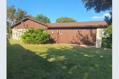 326 E Ferndale Lane, Grand Prairie, TX 75052 - Photo 36