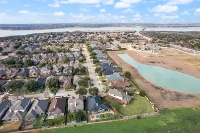 2435 Beachview Drive, Grand Prairie, TX 75054 - Photo 36