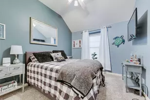 2435 Beachview Dr, Grand Prairie, TX 75054 - Photo 26