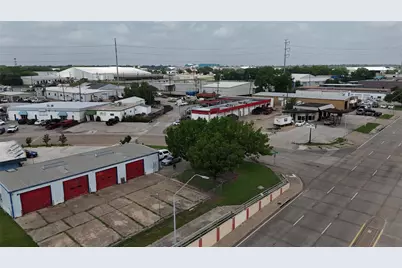 522 W Walnut Circle, Garland, TX 75040 - Photo 12