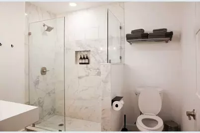 526 Winchester Drive, Richardson, TX 75080 - Photo 10