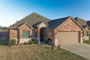 8515 Larry Ct, Greenville, TX 75402 - Photo 8