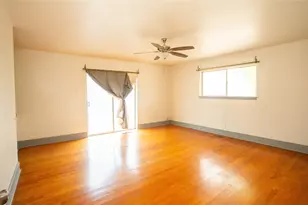 1608 N Houston School Rd, Lancaster, TX 75134 - Photo 8