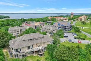 2116 Tanglewood Blvd, Pottsboro, TX 75076 - Photo 2