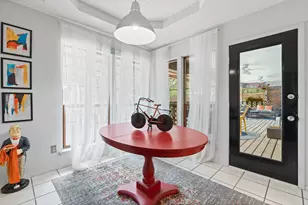 117 William Wallace Dr, Burleson, TX 76028 - Photo 16