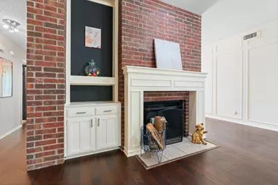 117 William Wallace Drive, Burleson, TX 76028 - Photo 10