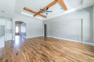 938 Fairway Dr, Duncanville, TX 75137 - Photo 4